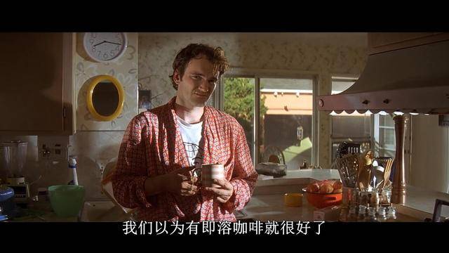 除了枪战,经典黑帮片《低俗小说》最大特点台词多