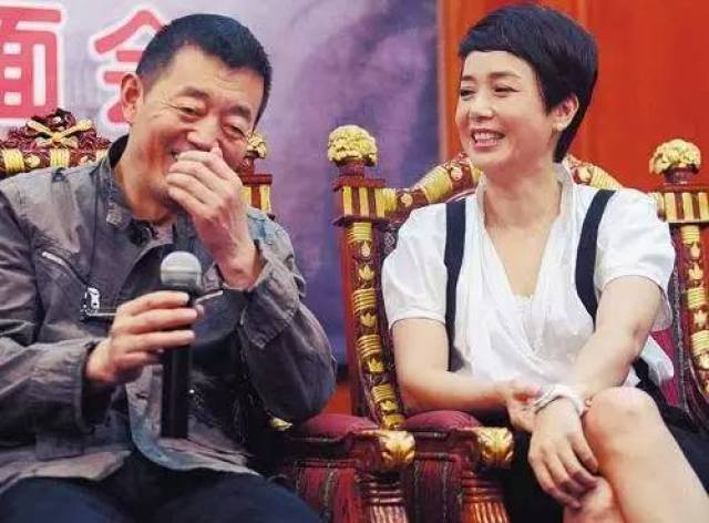 60岁顾长卫和48岁蒋雯丽近照曝光,经历种种后两人貌合
