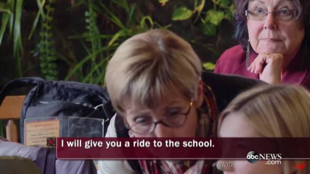 恋童癖将儿童作为猎物,他们躲在暗处,将恋童