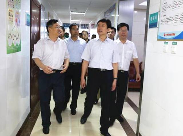 高杰:关键时期抓关键!