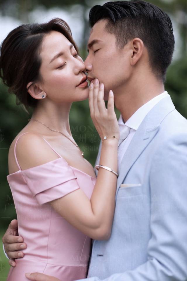 不露脸婚纱照_情侣不露脸婚纱照(3)