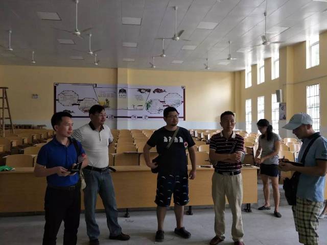 广西电视台公共频道家长会栏目应柳州市家庭教