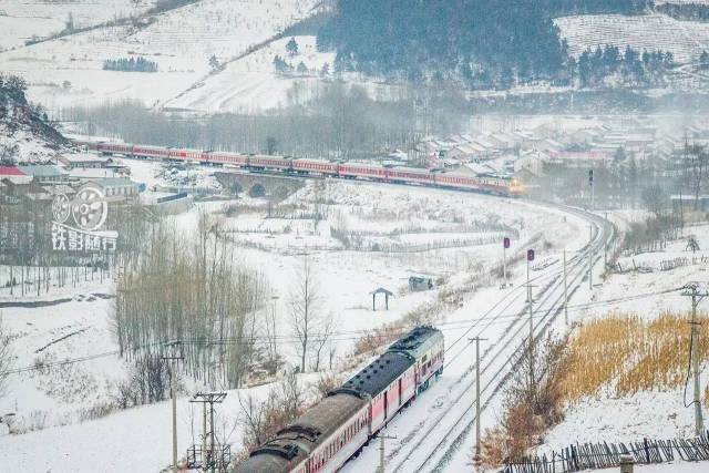 铁影|蜿蜒在林海雪原—滨绥铁路运转记其二