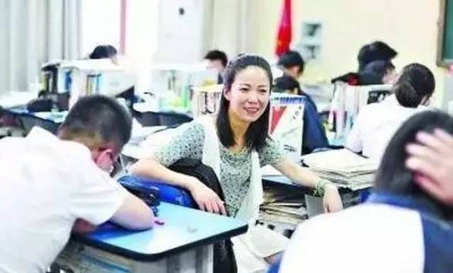 【励志演讲】这个老师火了