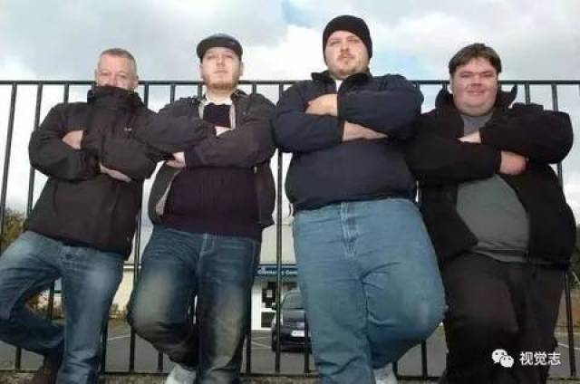 为了孩子，我们每个人都可以成为恋童癖猎人