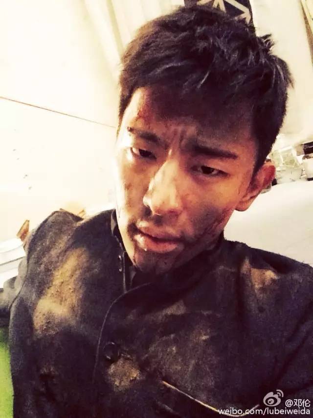 邓伦女儿露正脸!萌到炸裂!曾暗恋孙怡15年未果