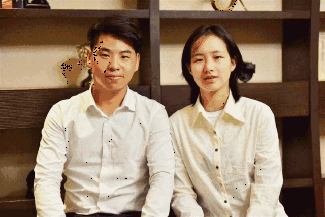 我爱你的心永远不变 想就这样看着夕阳 抱着你 坐在摇椅上 慢慢变老
