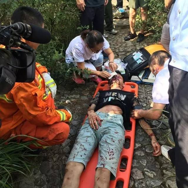 男子想不开留下遗书后在庐山观云亭跳崖轻生,全身鲜血