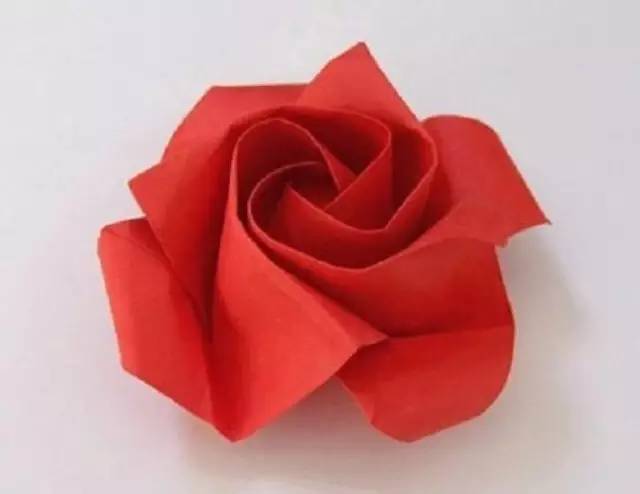 【七夕手工】6款幼儿园玫瑰花的手工制作教程,太美了!