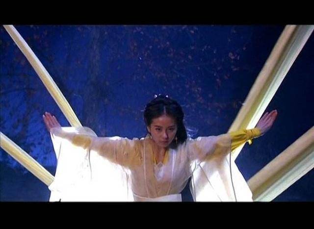 倚天屠龙记黄衫女子是杨过小龙女后代? 网友有