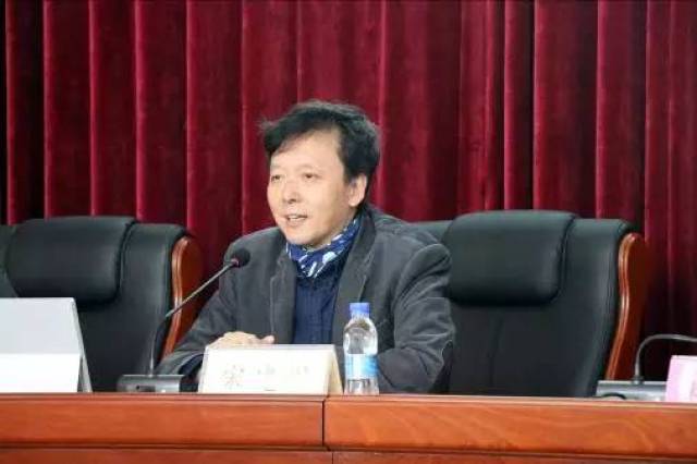 中国美术学院宋建明教授率领博士一行莅临西藏大学并举办首次珠峰讲坛