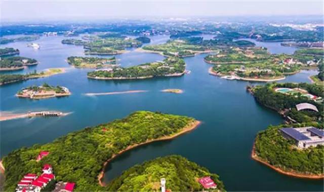 龙泉湖核心景区闭门谢客 只为