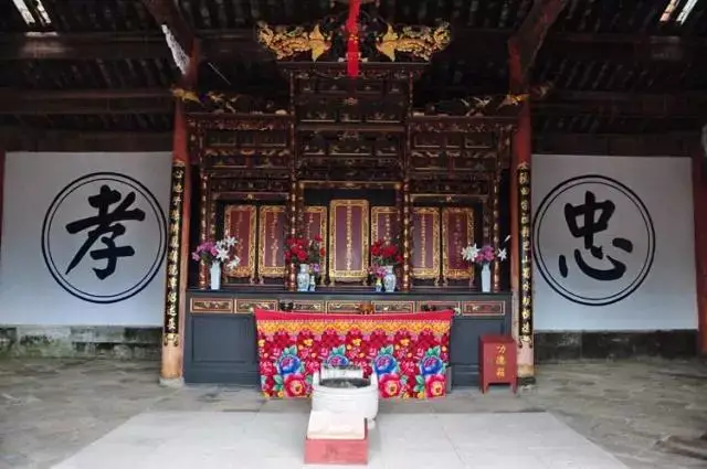 这个在云南并不出名的地方,宛如世外桃源