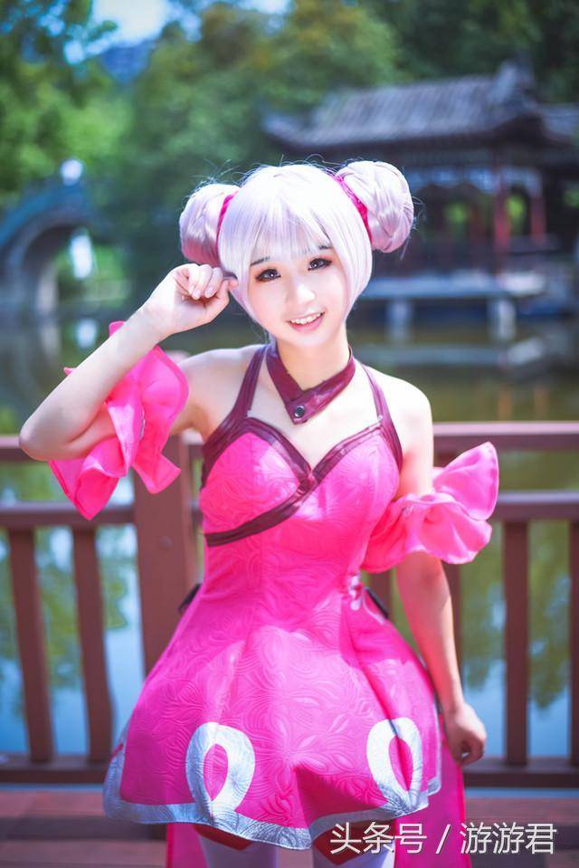 王者荣耀cosplay:安琪拉萝莉身御姐心,小乔甜美可爱妹子