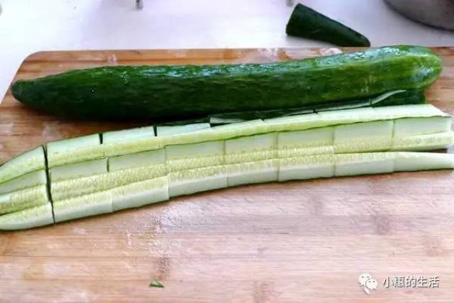 家庭腌酱黄瓜的做法 3adf44da770945e7b2681cdcd65995cd.jpeg