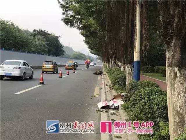 柳州市柳石路,两名男子疑似酒驾电动车酿车祸,一人当场殒命!