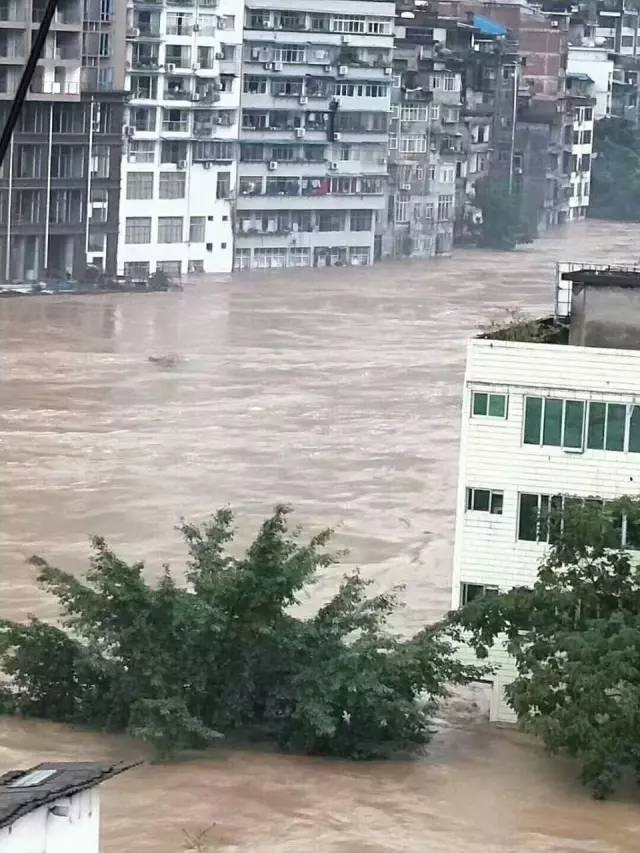 洪水淹了盐津城 "天鸽"扫荡,昭通文山多地告急