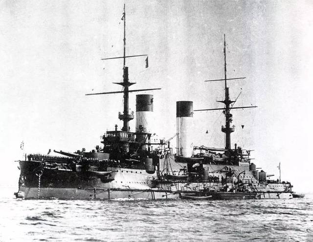 海军豪强之一,然而日俄战争中俄太平洋舰队及驰援而来的波罗的海舰队