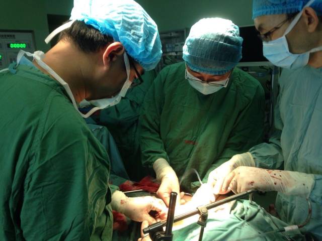 高难度胰腺肿瘤切除手术保留脾脏,北京大学第一医院专家出手不凡
