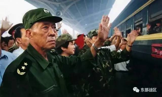 [老兵电影队]难忘那些感人的瞬间!致敬中国军人