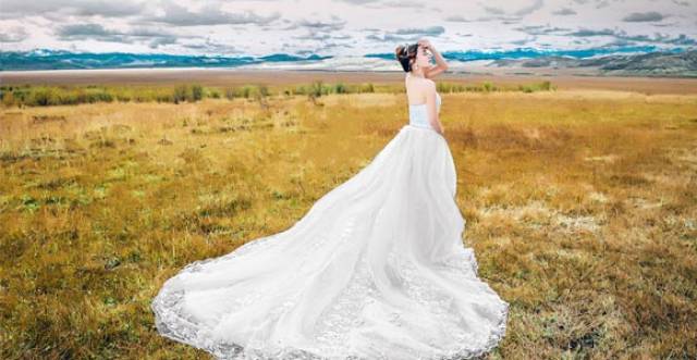 去红原大草原应该选择怎样的方式拍婚纱照