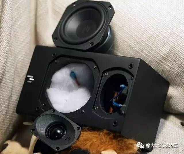 让其他卫星音箱颤抖的aperionaudio
