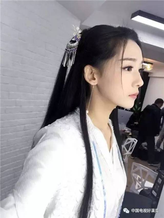 《延禧攻略》李若宁化身大家闺秀 展温婉之气