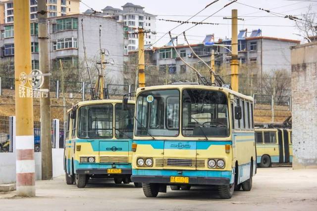 最老的是一批是2002至2004年间由北京电车停保场生产的"华宇"牌