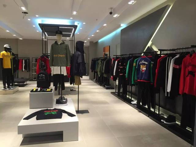 trendiano 【欧时力男装】 开业VIP会员火爆招幕中 新店开业活动  满