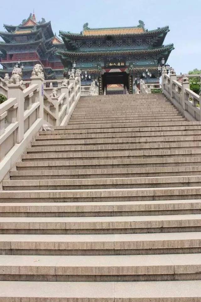 39 阅江楼