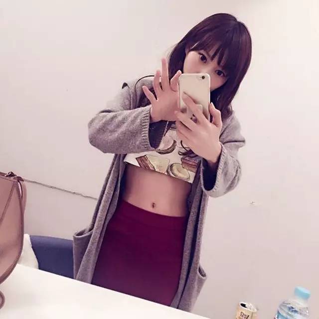 一口气能20个巨无霸汉堡的她,为什么身材还那么好?