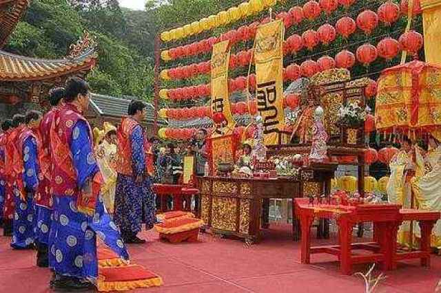 祭祀吉日 