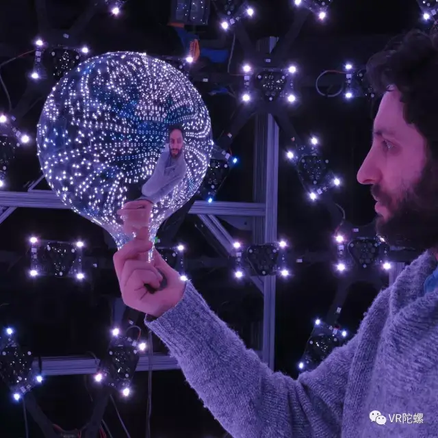 被称为疯子科学家，每天只睡100分钟，OTOY CEO的创业历程