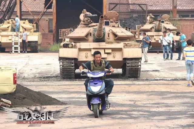 【热映中】《星际特工:千变态网页游戏排行榜星之城》《战狼2》《赛车总动员3:极速