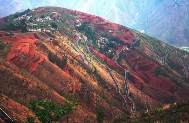 最大落差的公路——东川落雪矿盘山公路