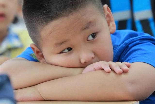开学啦,熊孩子表情包