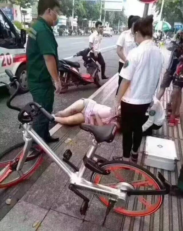 好惨!广西某酒吧街3个男子捡死鱼,结果妹纸被3人