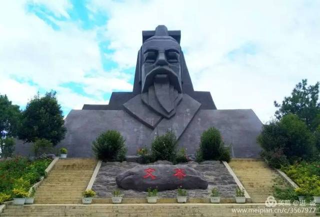 因为大龙洞的水,养育了无数昭通人,成就了无数昭通人及名人……,也让