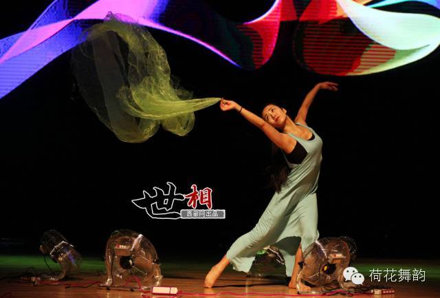 西工大女神,学霸与舞者完美切换。学习舞蹈两