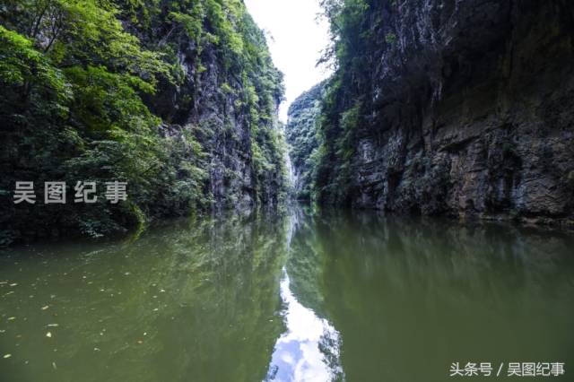 2017年8月31日,拍摄的贵阳市修文县与清镇市交界的的猫跳河峡谷