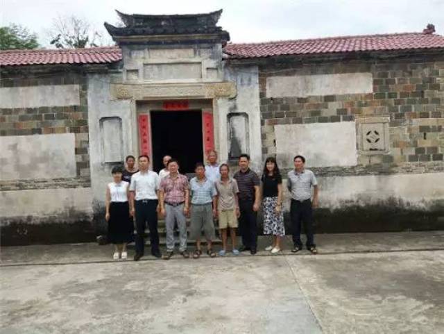 记者获悉,龙岩市,武平县研究室于日前组织史实认定小组对中堡镇