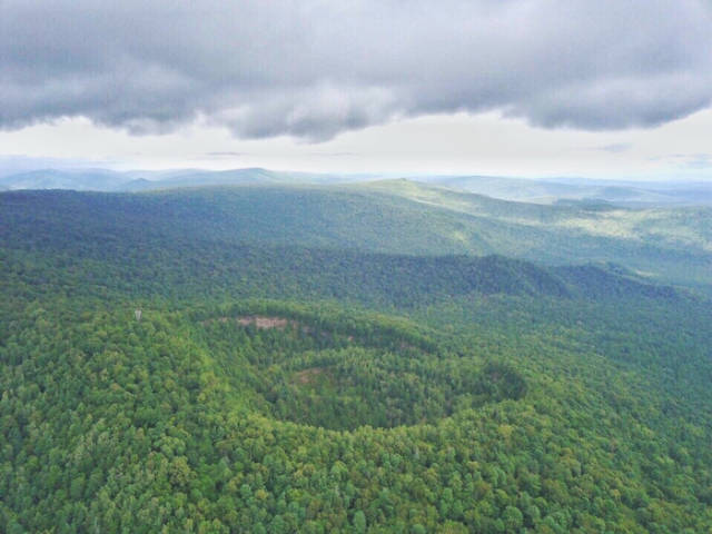 世界地质公园镜泊湖丨火山口地下森林,远古洪荒的遗迹