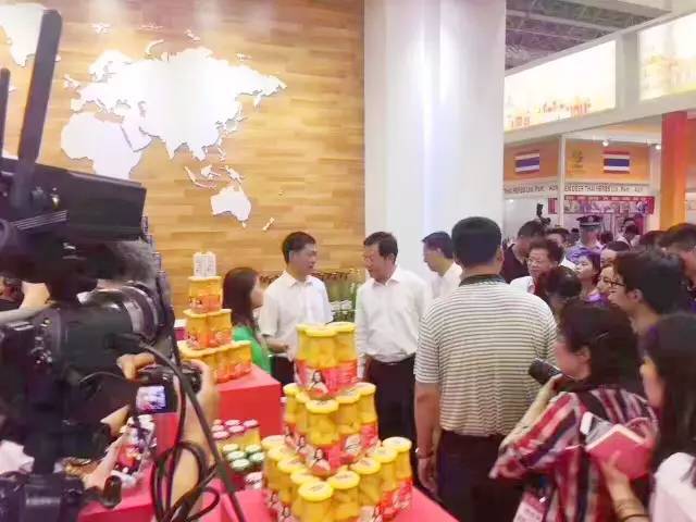 谁说套路比沟深,我有一颗真诚心;杀出重围塑形象,高端看我欢乐家!