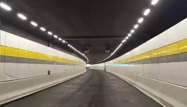 金鸡湖隧道与轨道6号线金鸡湖段共线建设