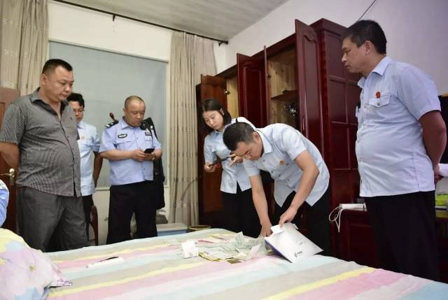 干得漂亮!江都法院凌晨突袭抓“老赖”!有你认识的吗?