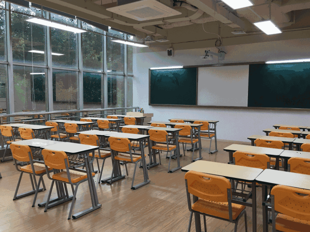 热议│颜值满分!共享教室登陆南宁,暂时无需押金