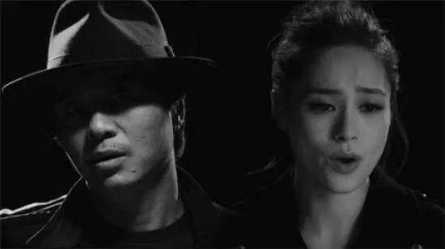 十大经典伤感情歌!