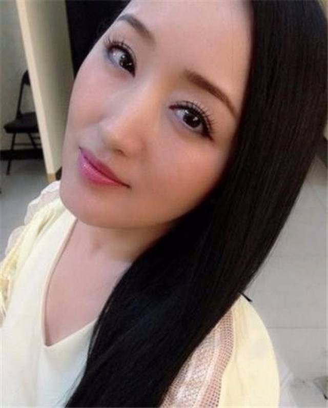 社会黑老大的十位女人!张宝林女人第二丑