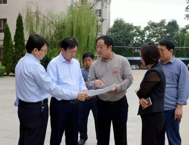 南宫市委书记刘金宇来我校视察指导工作