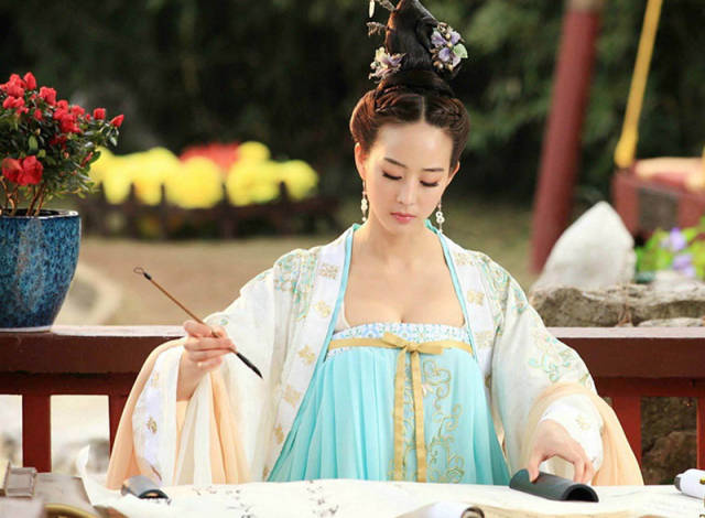 徐惠妃以自己的聪明一诗化险为夷得恩宠